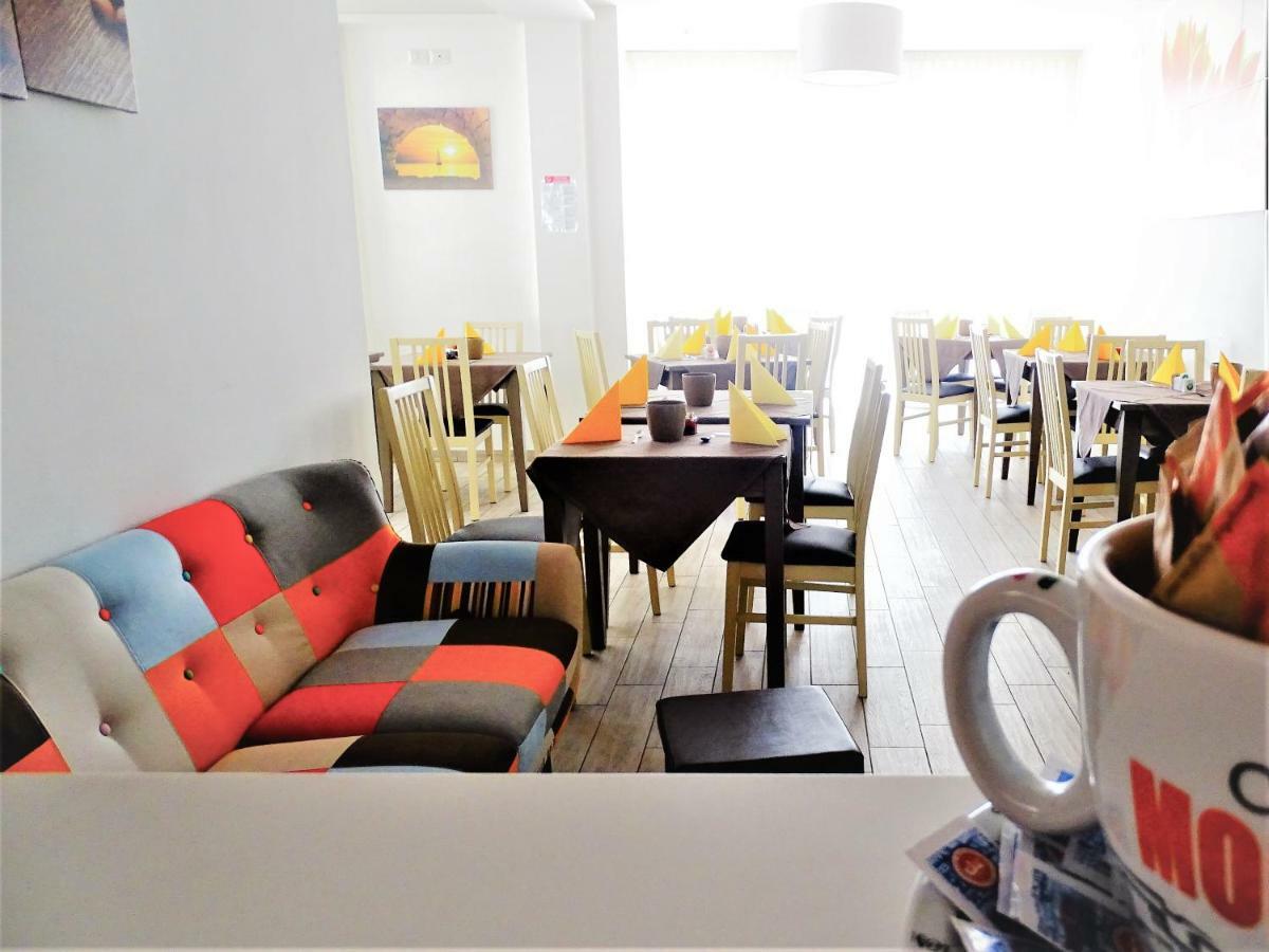 Hotel Villa Enea Каттолика Экстерьер фото